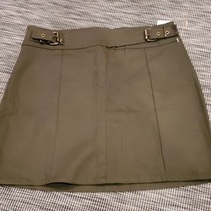 Spring Street Olive Mini Skirt 5.     E